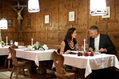 otztaler-stube-central-hotel-soeldencurs-homberger.jpg